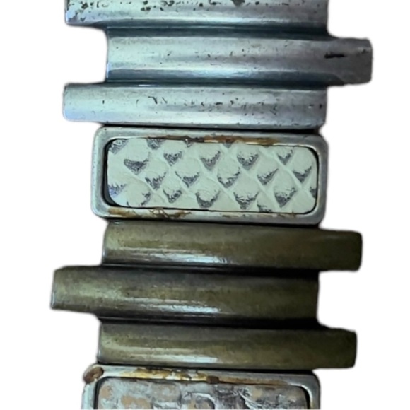 Vintage Metal Belt with Adjustable Chain - Picture 2 of 3